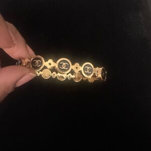 Elegant Gold and Black Bracelet